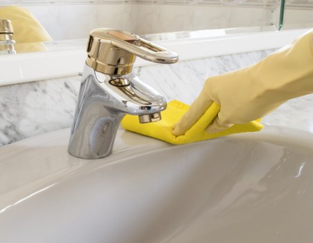 Senior review during carpet cleaning complaint escalation